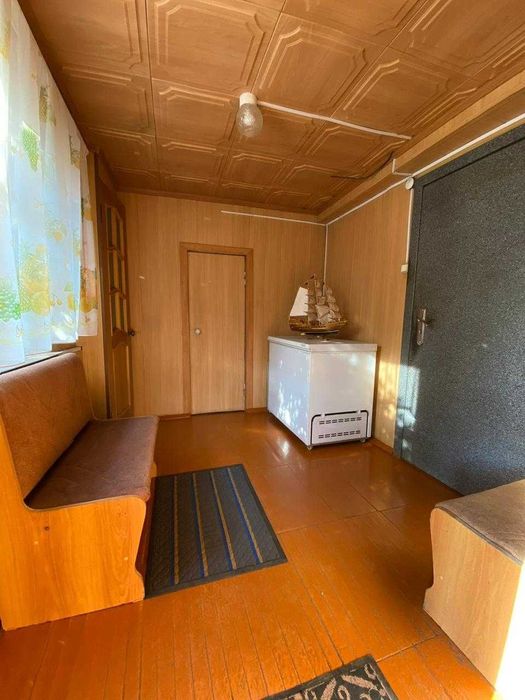 Продам дом у озера