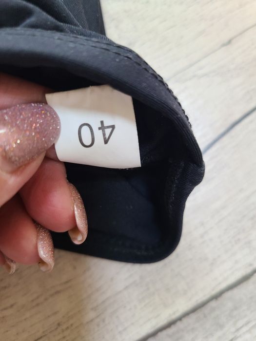 Продам купальник новый