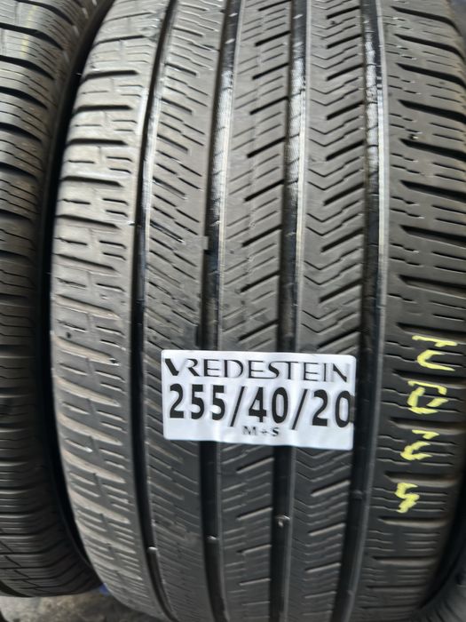 255/40/20 Vredestein M+S
