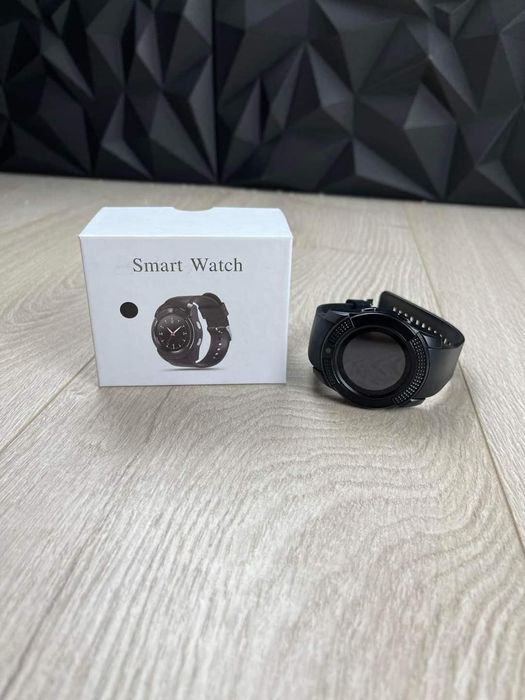 Смарт часовник чисто нов