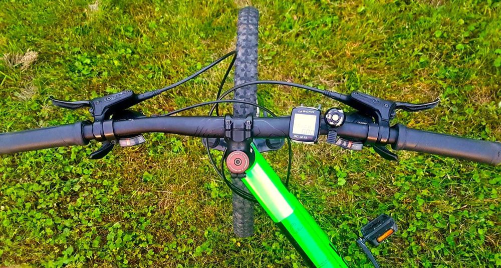 Vând bicicletă mtb Cube aim