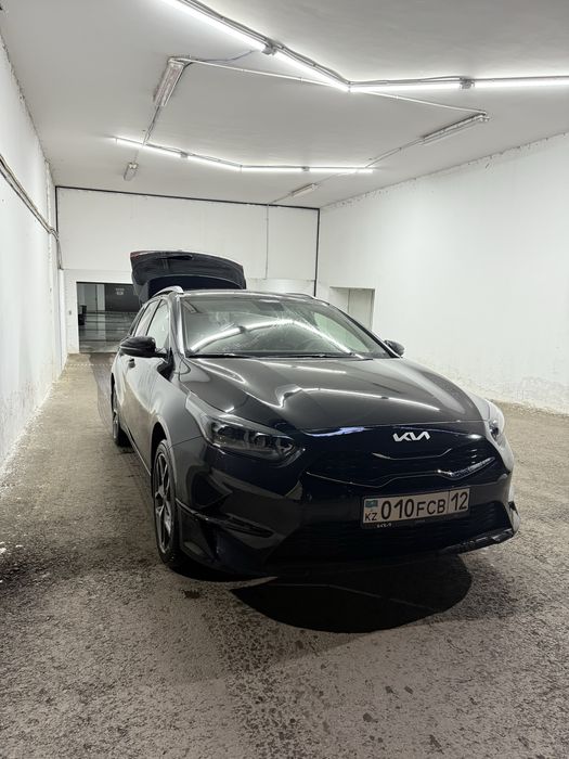 Продается Kia Ceed SW 2025 года