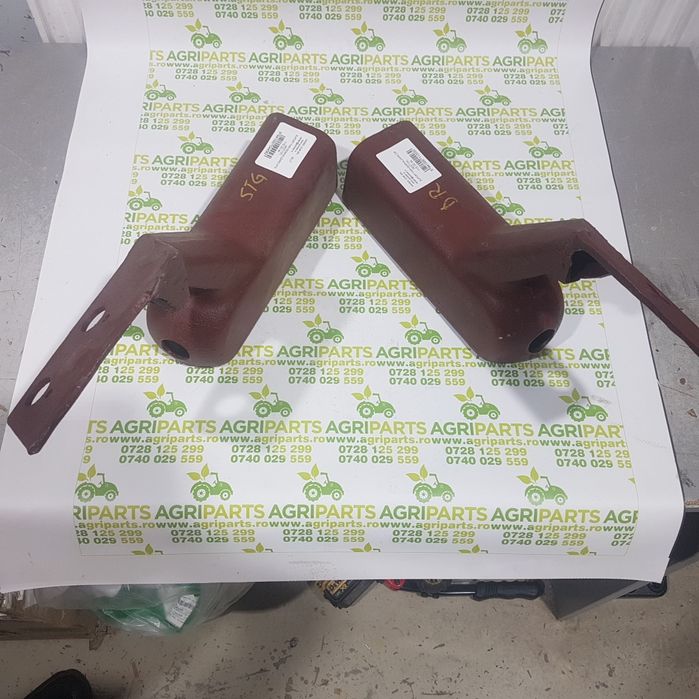 Set suporti pentru faruri si semnalizare stg+dr U-650