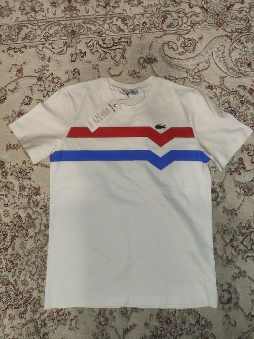 продам футболку lacoste
