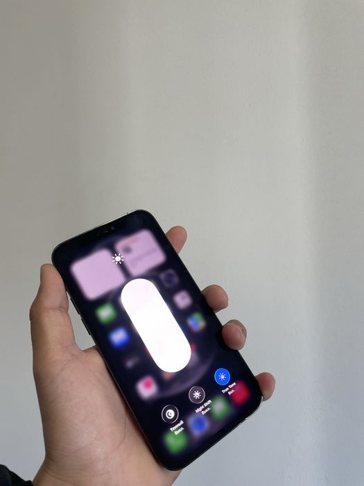 Продам Iphone 12pro