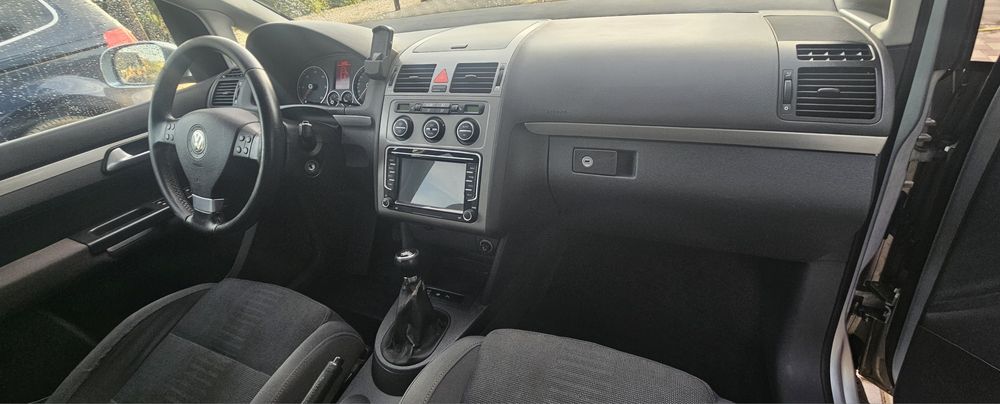 VOLKSWAGEN Touran 2008 — imagine 5