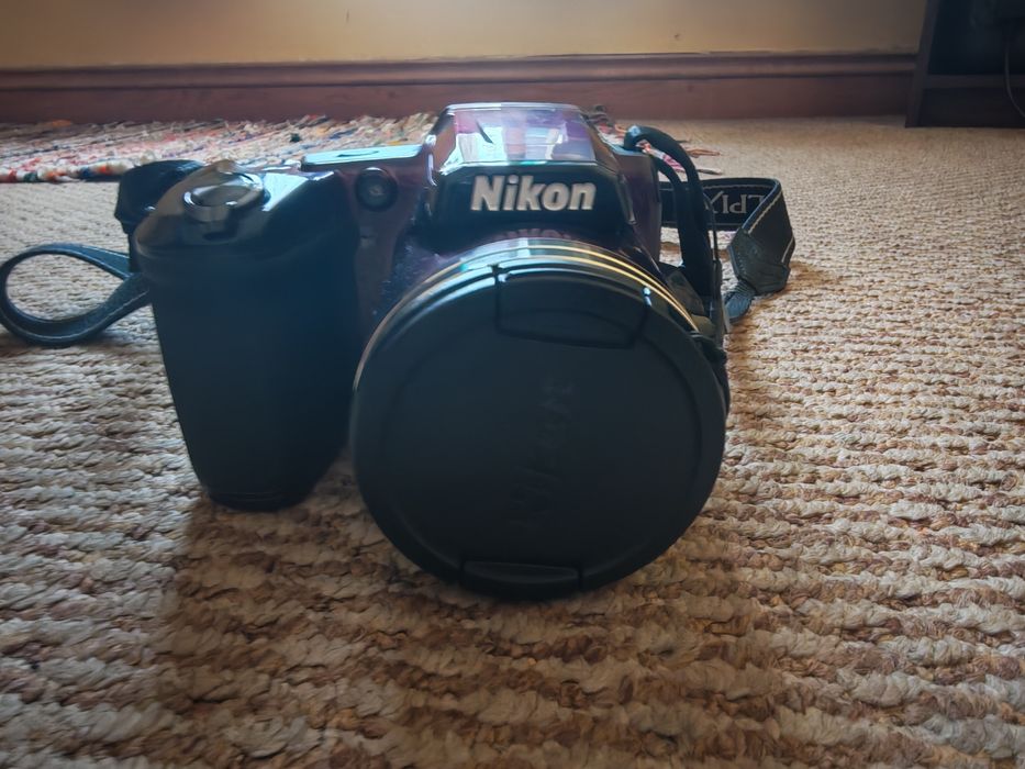 4 camera Nikon L840 L330, Kodak Az422 si Az425