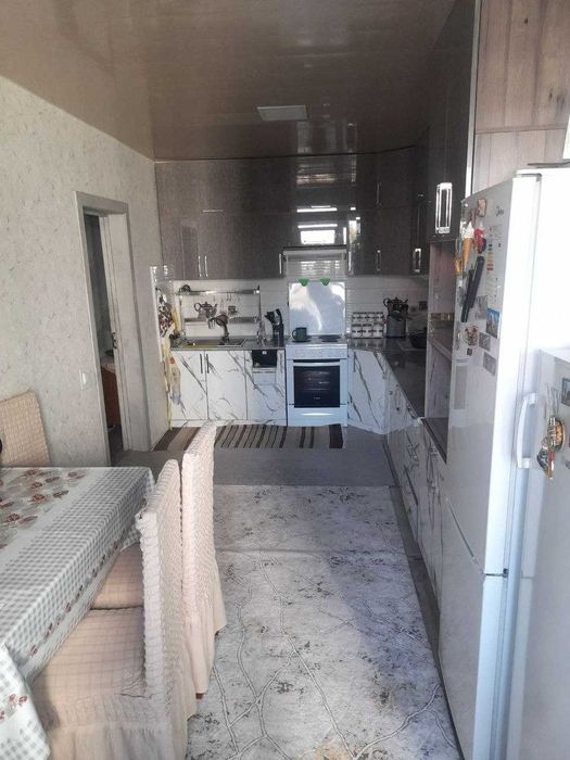 Olmazor tumanida 4-xonali kvartira sotiladi NEW/2023