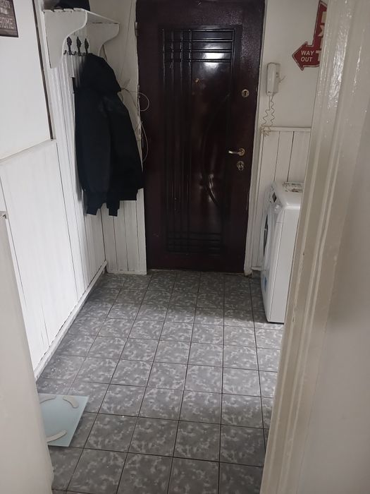 Apartament 2 camere semidecomandat