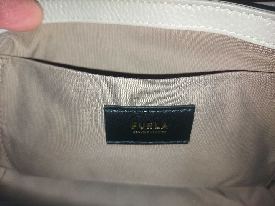 Furla ,оригинална дамска кожена чанта, нова, 25см/18см