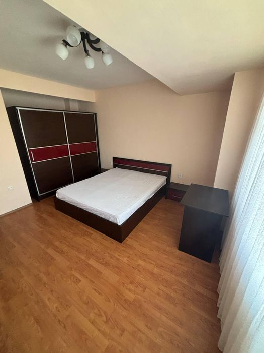 Продава се Двустаен апартамент в Пловдив, Кършияка - 80 кв.м за 1875 €/кв.м - Снимка #2