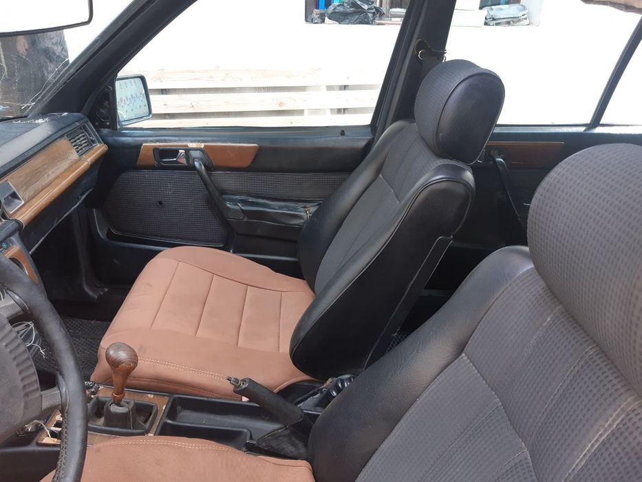 Продается Mercedes 190.