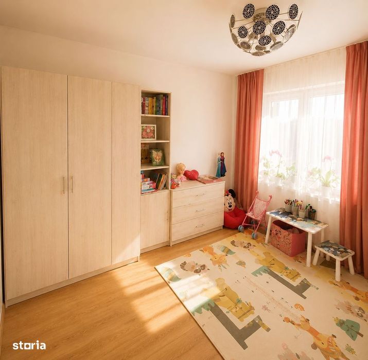 Apartament 3 camere, parcare, finisat, mobilat, Floresti zona Terra