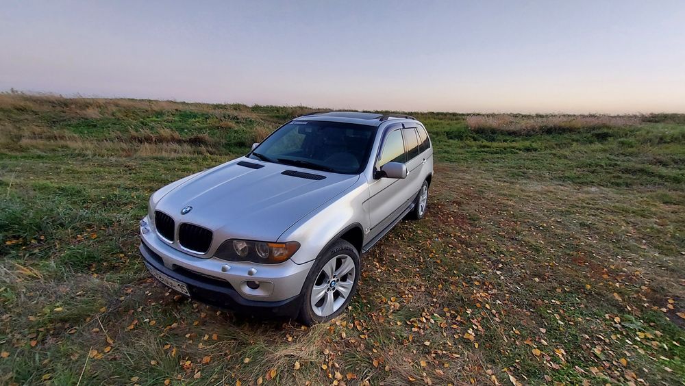 Продам бмв х5 е53