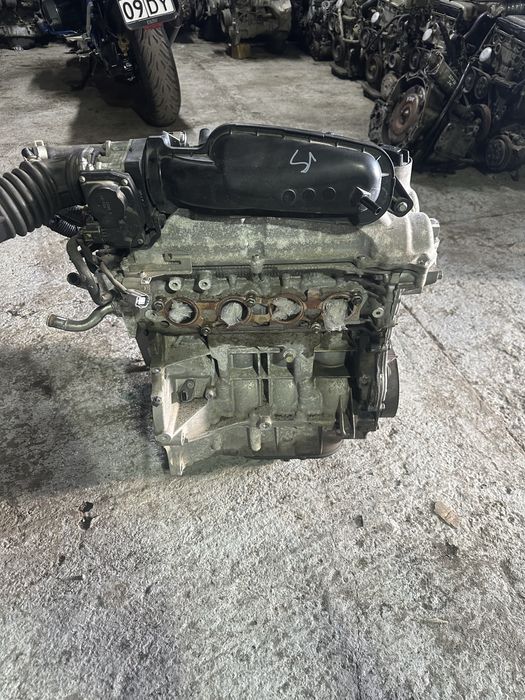 Двигатель Nissan HR16 1.6l hr 16