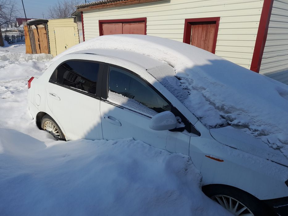 Продам машину срочно