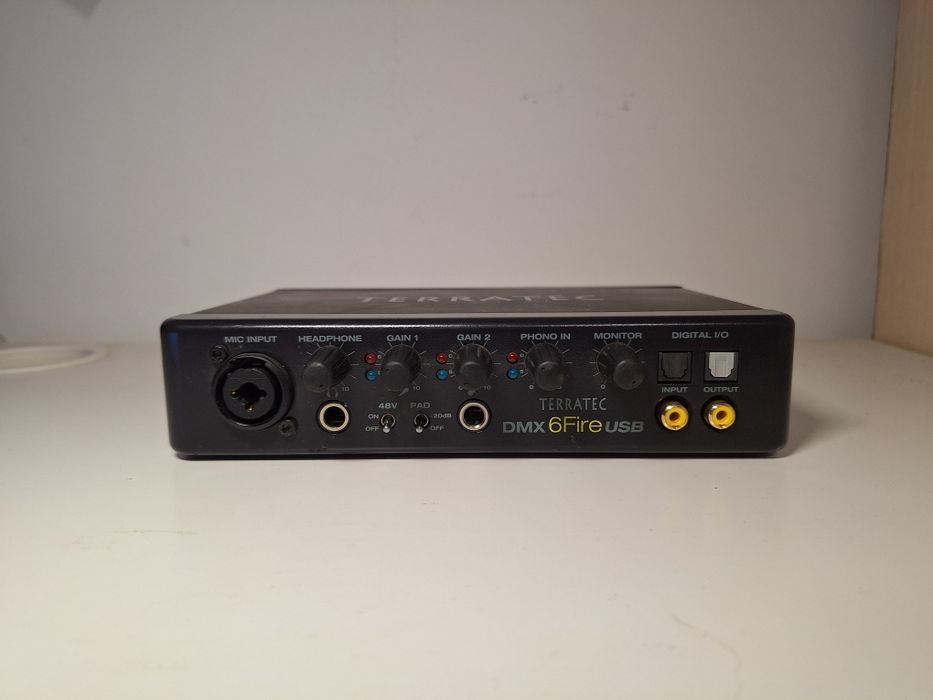 Interfata audio vintage