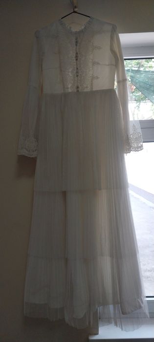 Kelinlik libosi 44.48 razmergacha bo'lgan asal qiz va ayollarga tushad