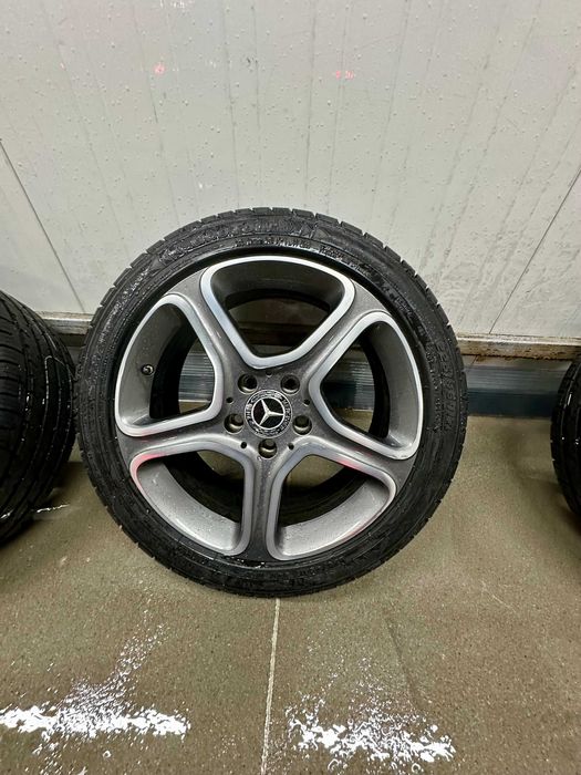 Гуми с джанти Mercedes
