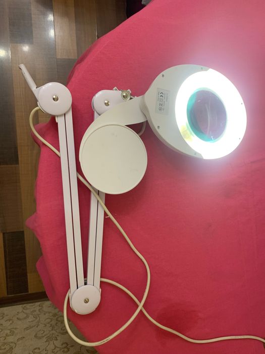 Лампа увеличительная