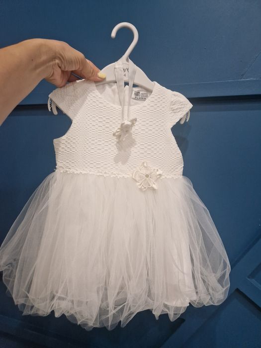 Нарядное платье для девочки