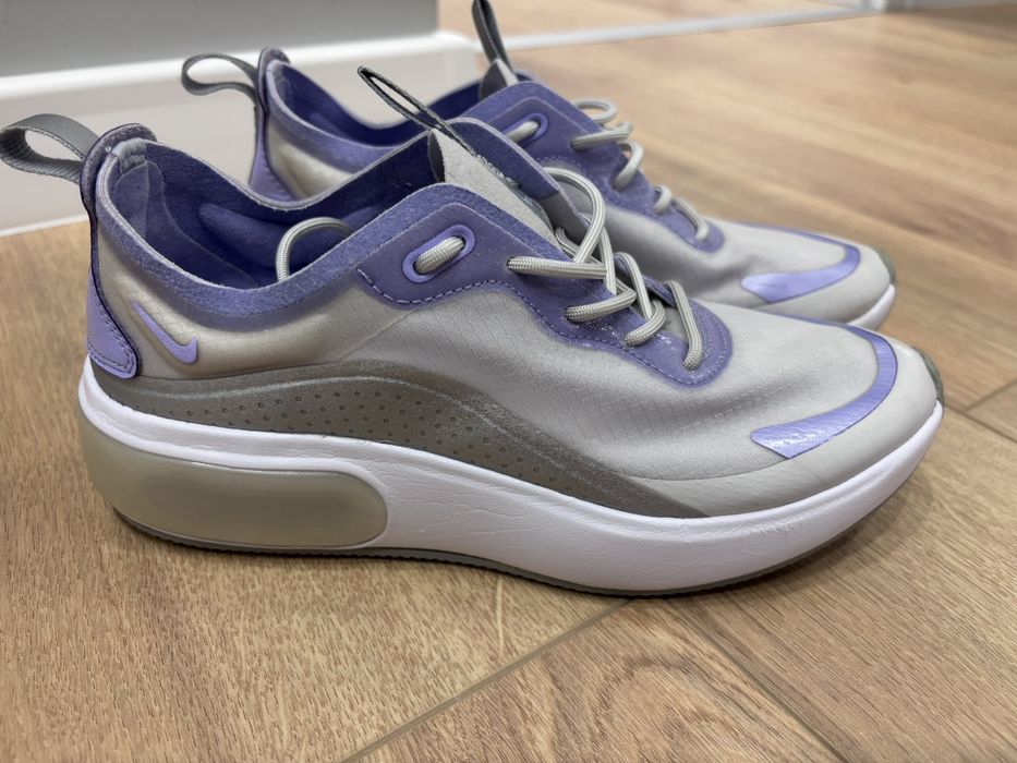 Дамски обувки Nike - като нови