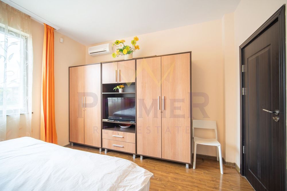 Продава се Двустаен апартамент в с. Топола, Област Добрич - 82 кв.м за 2255 €/кв.м - Снимка #7