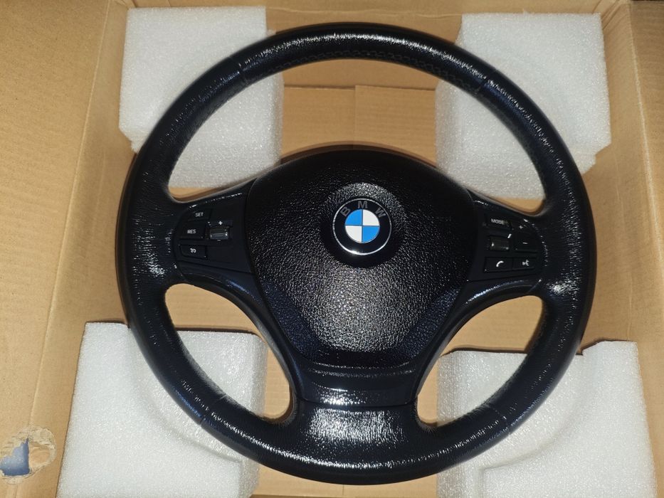 Волан за БМВ ф30  BMW F30