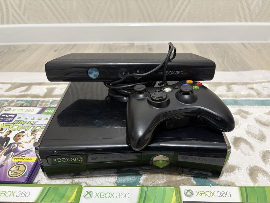 Xbox 360 S,+Kinect
