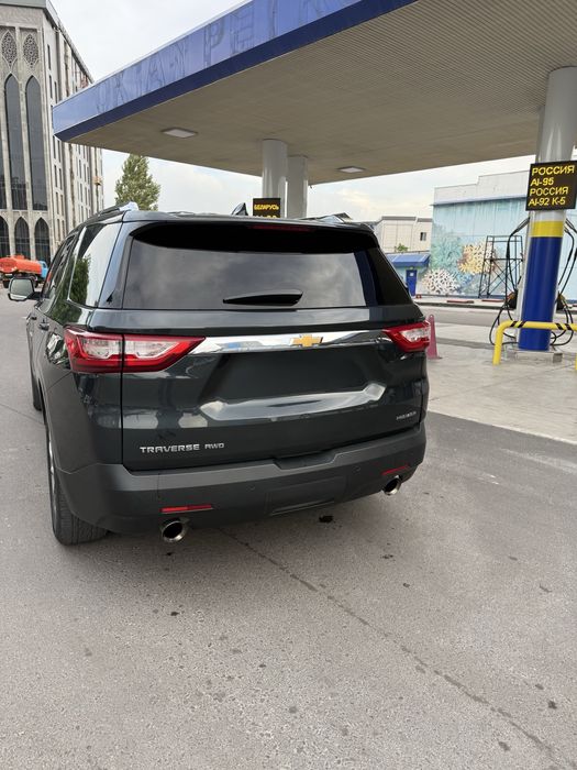 Chevrolet Traverse 2022 — 4