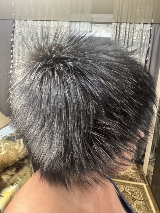 Стильная шапка из чернобурки