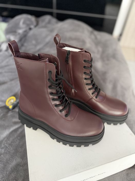 Calvin Klein Jeans Bocanci cu sireturi si fermoar piele visinie 42 noi