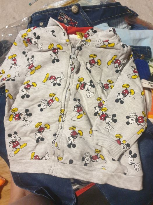 Отдам детские вещи