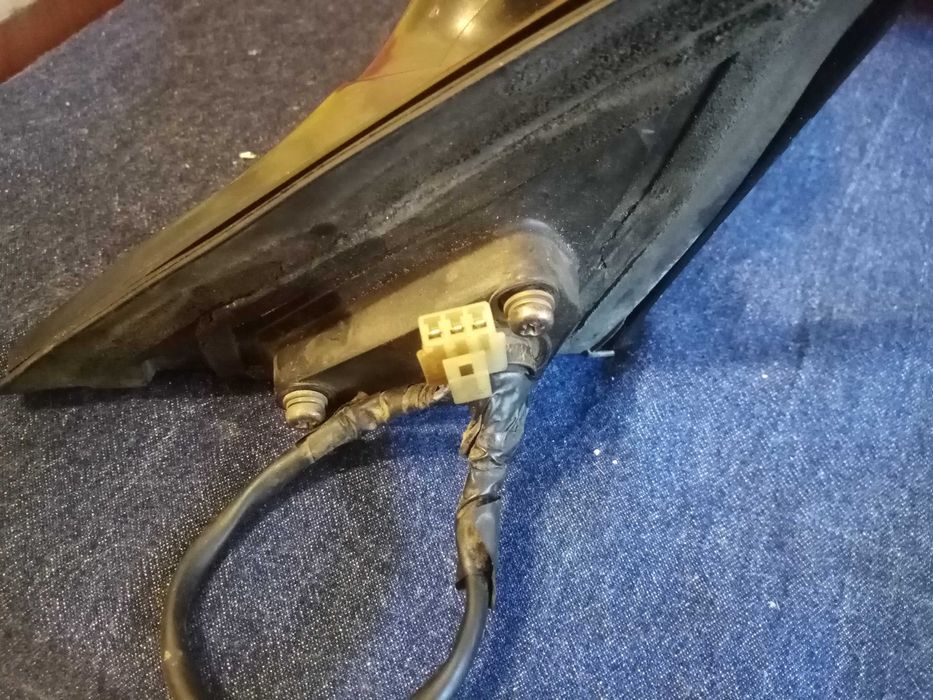 Vând oglinda honda elecrica