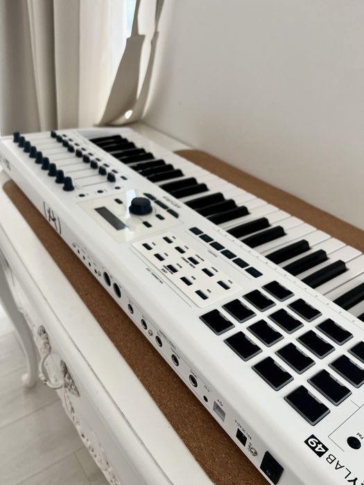 Arturia KeyLab 49 MkII White + Husă Thomann