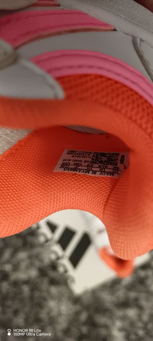 Adidași fetițe purtați o singura data