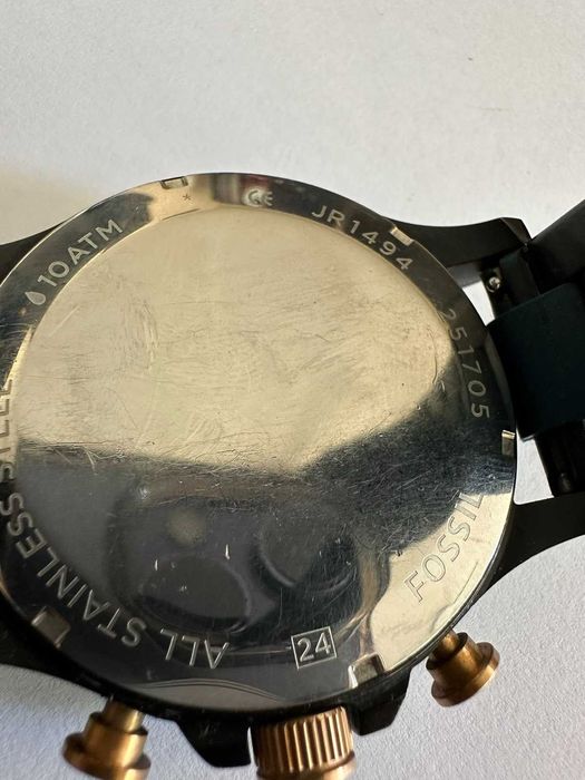 Продавам Часовник FOSSIL JR1494