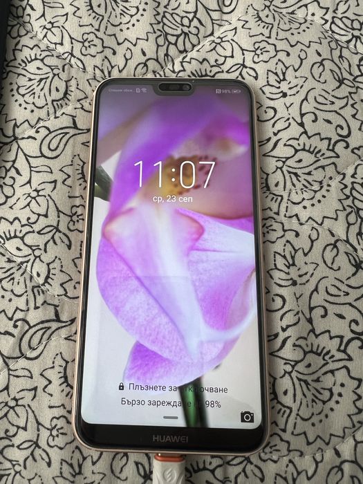 Huawei P20 Lite  мобилен телефон
