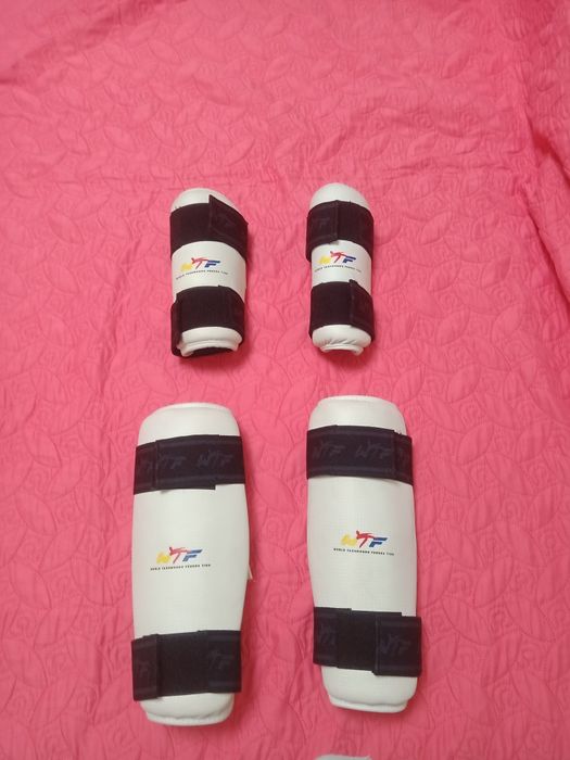 Кимоно в комплекте с защитой