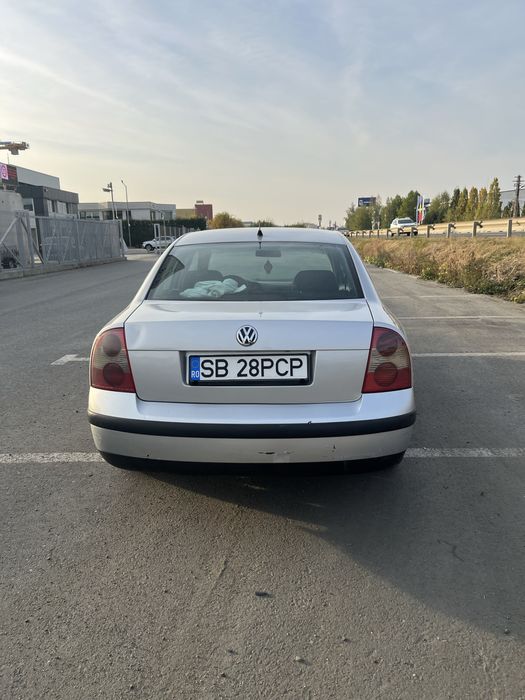 VOLKSWAGEN Passat 2003 — imagine 4