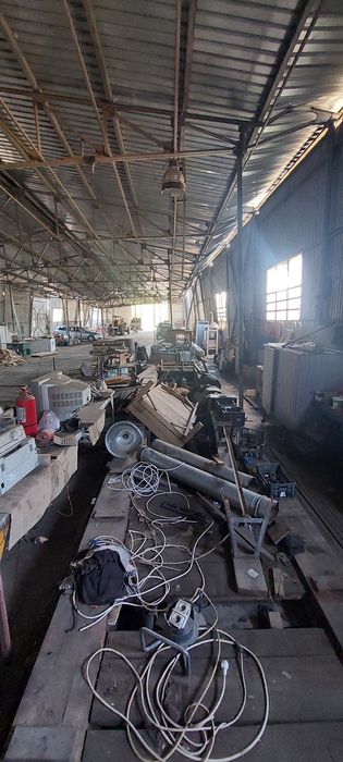 Vind hala metalicaindustriala