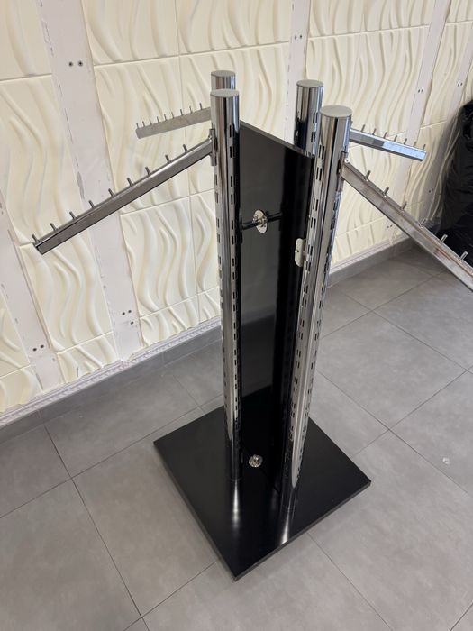 Обзавеждане на магазин манекени