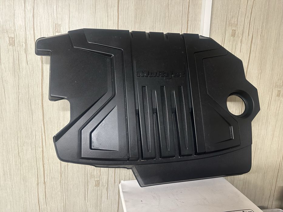 Капак двигател за 1.9 multijet Fiat