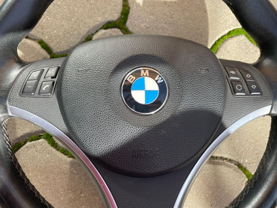 Vând volan BMW seria 1 3 X1
