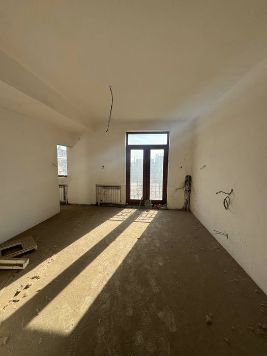 Продаётся ЮнусабадЖК Baxt Qasri 4/5,6/6