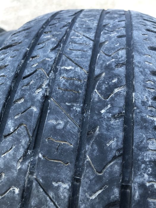 225/60 R17 2штук