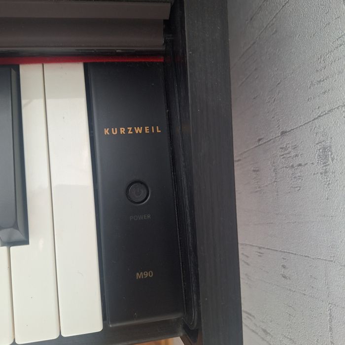 Дигитално пиано Kurzweil M90
