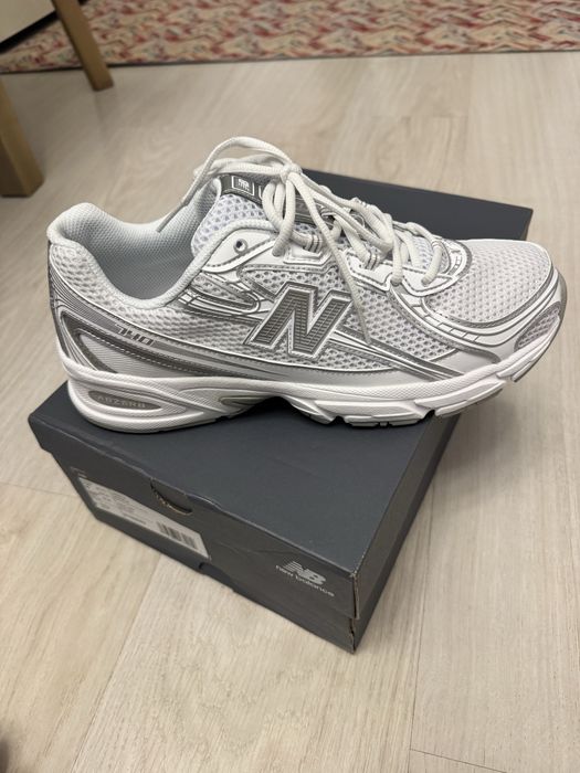 Продам кроссовки New balance