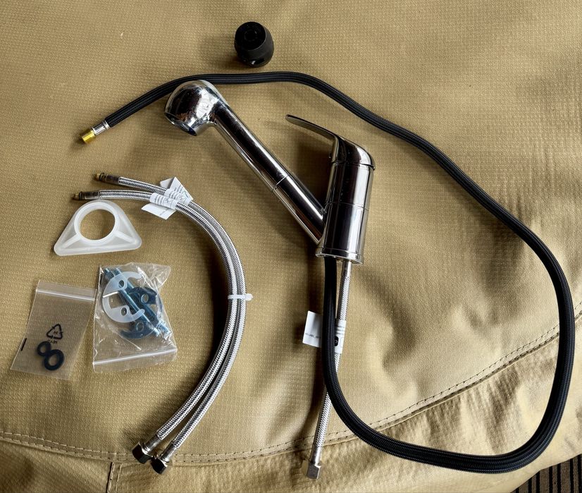 Baterie de chiuvetă Grande Vita Classic cu duș extractibil