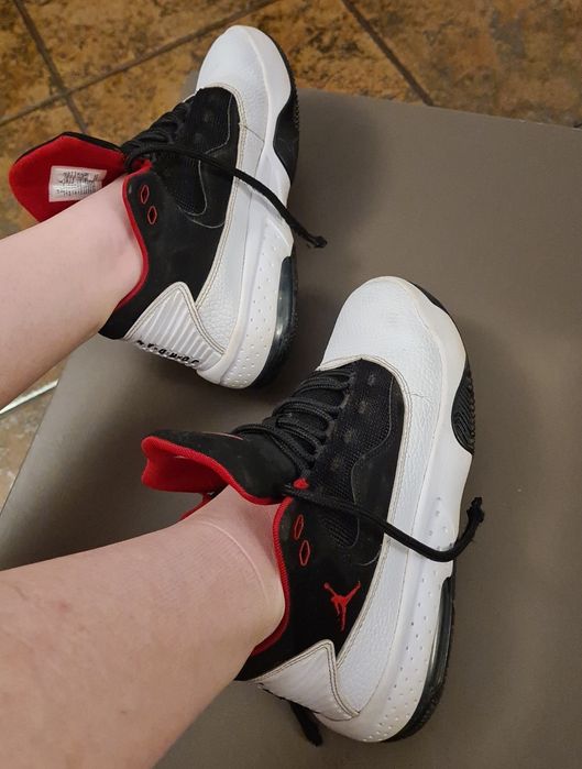 Nike Air Jordan Max Aura 2